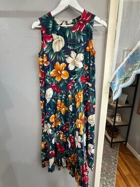 Jessica Howard Floral Maxi Dress in Navy with Yellow, White & Red Blooms
